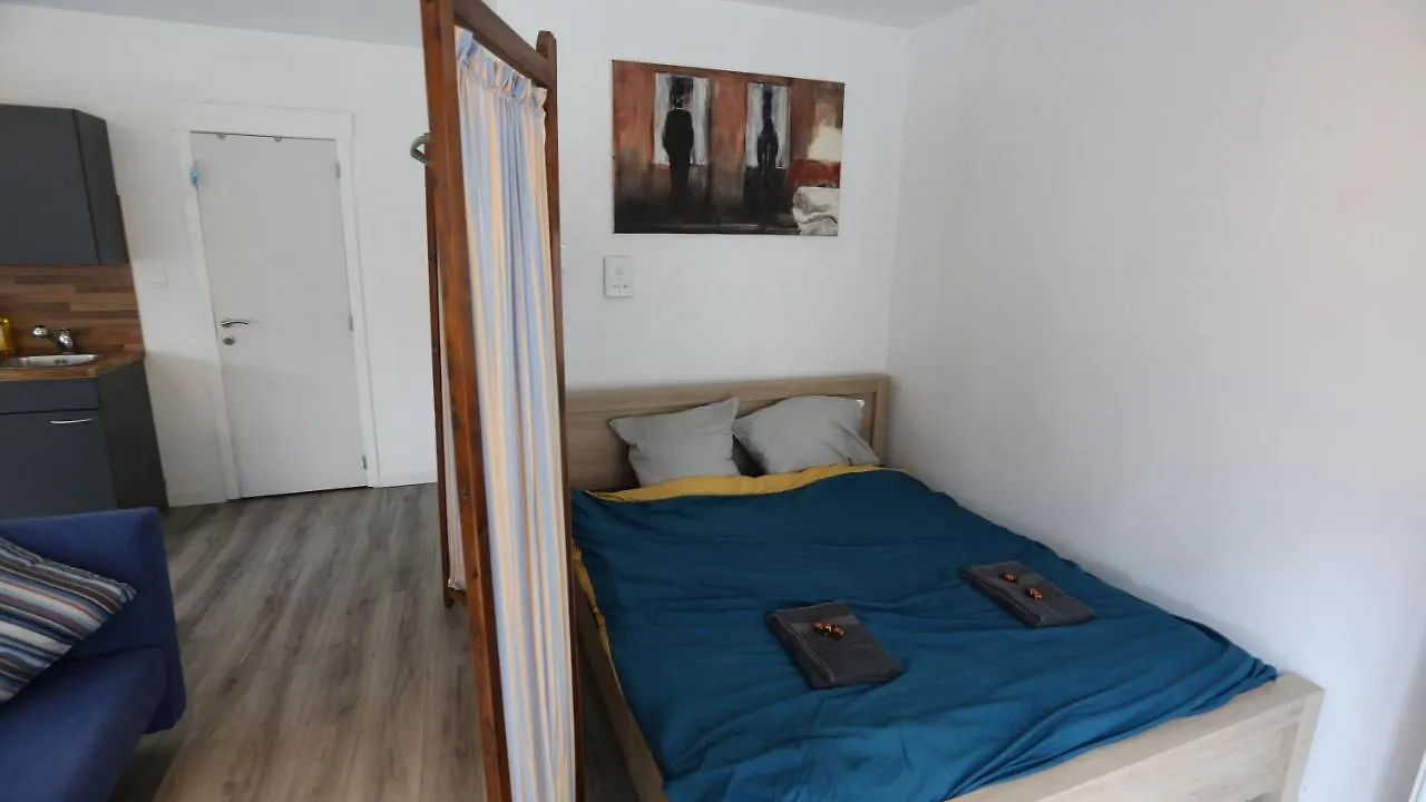 Apartamento Studio 200 Meters From Central Station Amberes Bélgica